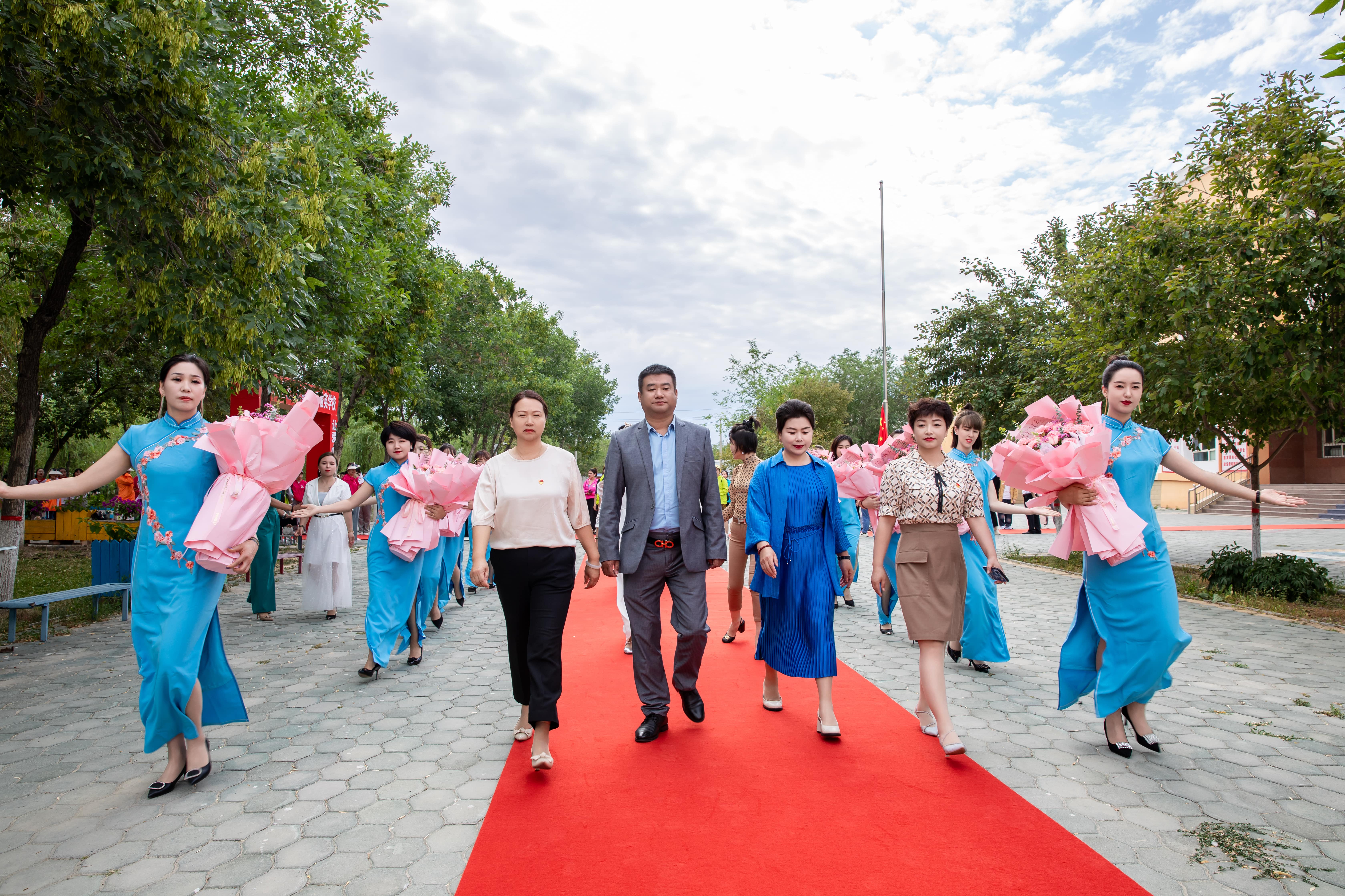 第251所 新疆昌吉州玛纳斯县北五岔镇米兰体育平台官方网站-米兰(中国)
王俊英学校