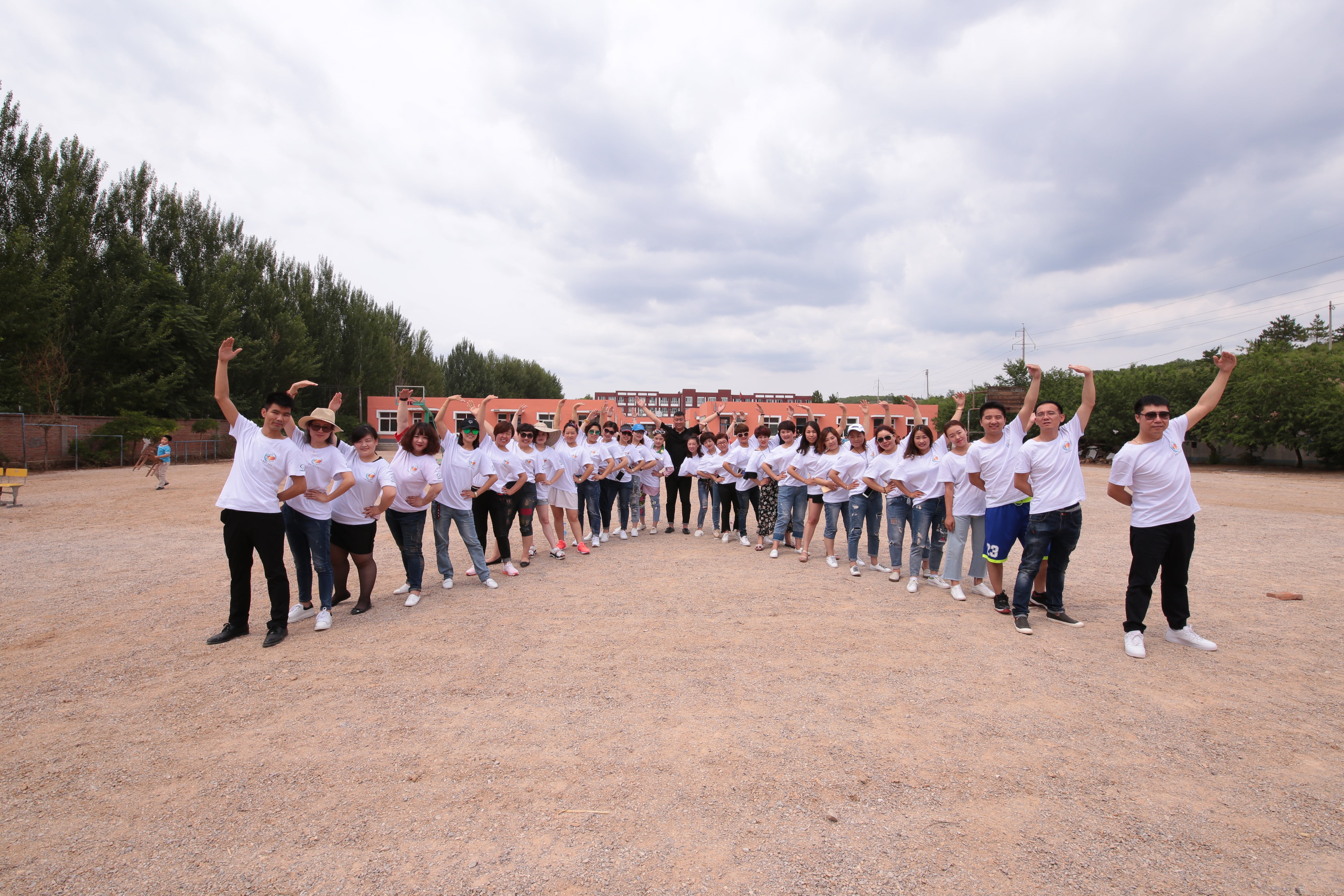 第108所 北票市常河营乡米兰体育平台官方网站-米兰(中国)
刘双燕小学